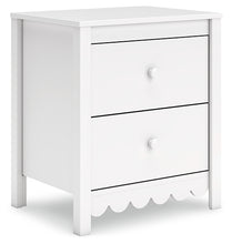 Load image into Gallery viewer, Hallityn Full Panel Headboard with Dresser and 2 Nightstands
